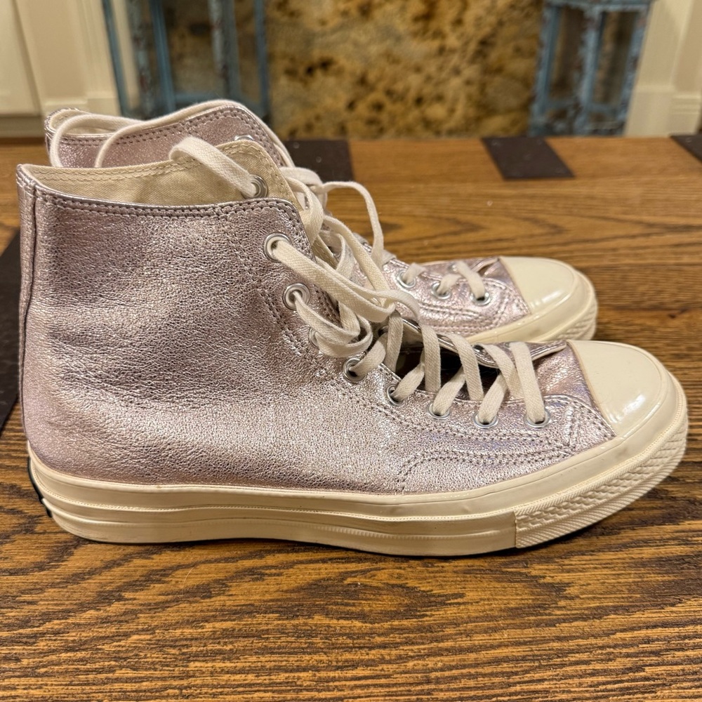 F13 - Converse Metallic Orchid High-Tops
